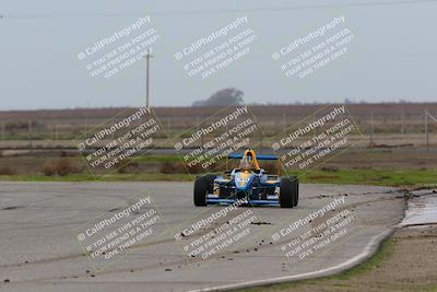 media/Jan-15-2023-CalClub SCCA (Sun) [[40bbac7715]]/Group 2/Qualifying (Sweeper)/